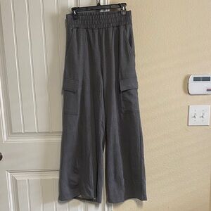 Iris Wide Leg Cargo Sweatpants w/Elastic Waistband - Sz M
